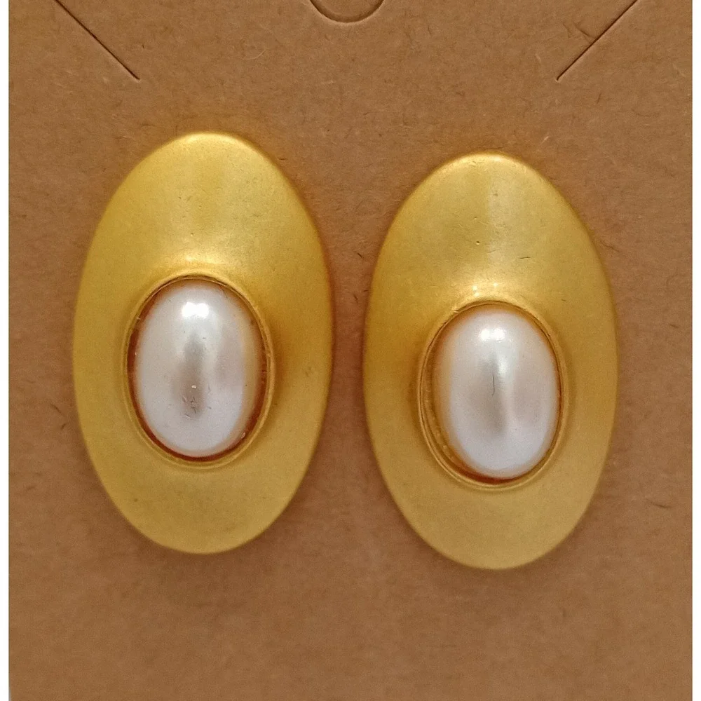 Vintage M.J. Carroll Gold Faux‎ Pearl Oval Pierced Earrings